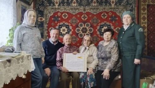 Юбилей на Старой Пристани: Труженику тыла Александру Баранову — 95 лет