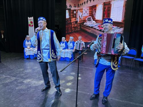 Гармонь, песни и традиции: «Гармунлы, аулак өй» в Районном Доме культуры