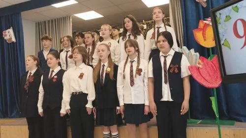 Битва хоров в Песчано-Ковалинской школе: дань уважения подвигу предков