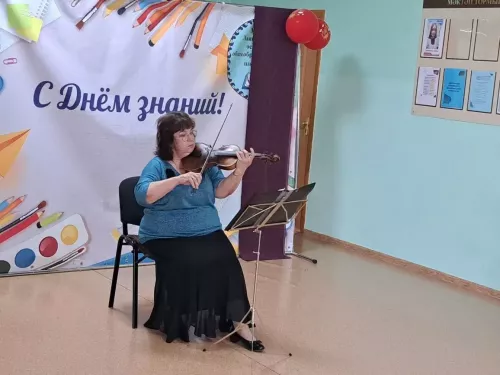 Бал на «Машине времени»: как в Лаишевской школе №3 оживили Золотой век