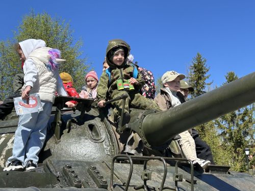 Фоторепортаж: 9 Мая — День Победы в Лаишево