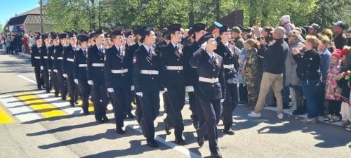 По лаишевским улицам прошел военный парад