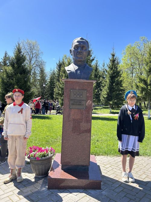 Фоторепортаж: 9 Мая — День Победы в Лаишево
