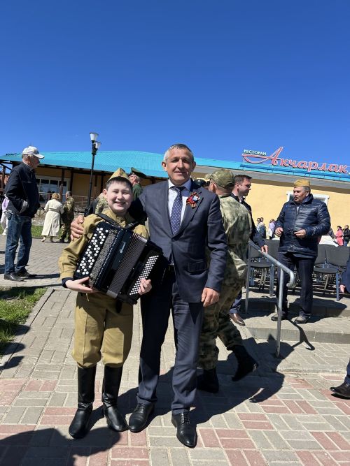 Фоторепортаж: 9 Мая — День Победы в Лаишево