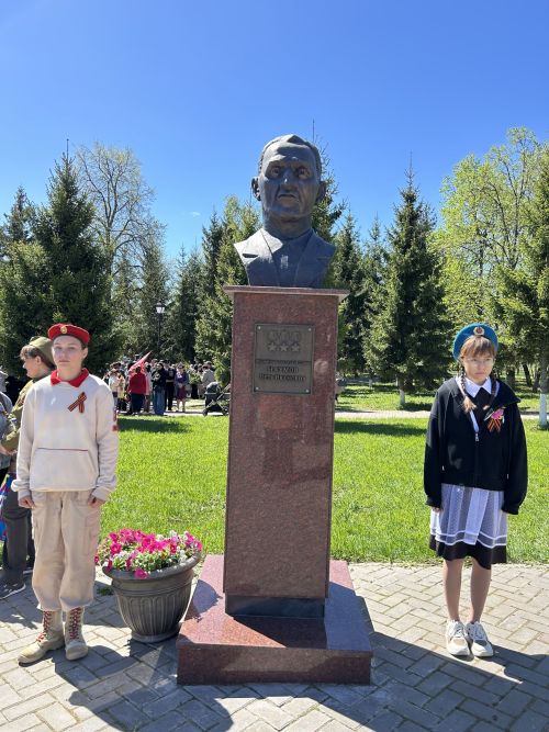 Фоторепортаж: 9 Мая — День Победы в Лаишево