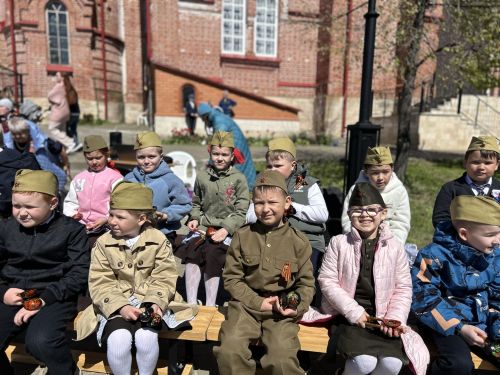 Фоторепортаж: 9 Мая — День Победы в Лаишево
