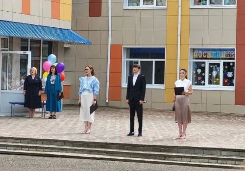 Выпускникам Лаишевского района пожелали не бояться испытаний взрослой жизни