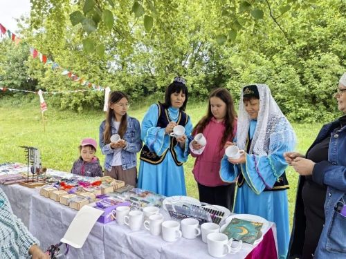 Сохраняя корни: в селе Татарский Янтык прошел детский Сабантуй