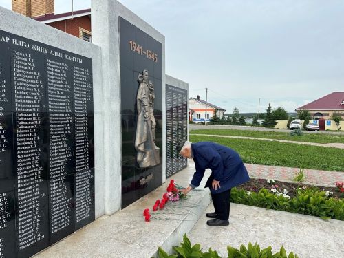 День памяти и скорби: в селе Пелево почтили подвиг предков