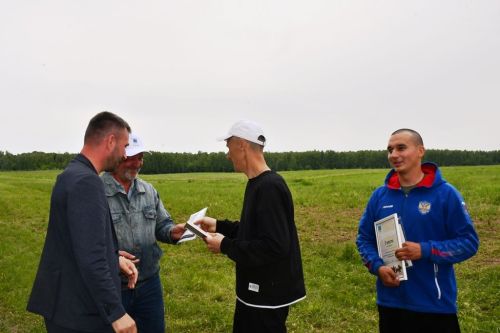 Лаишевский Сабантуй: яркие эмоции от конных скачек