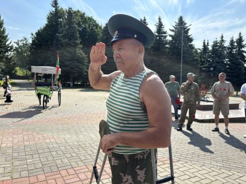 Маршрут Рашида Зиатдинова объединил районы Татарстана в память о героях