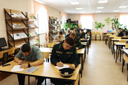 Конкурс профессионального мастерства в Лубянском лесотехническом колледже: лесные инспекторы, операторы БПЛА и пожарные показали свои навыки
