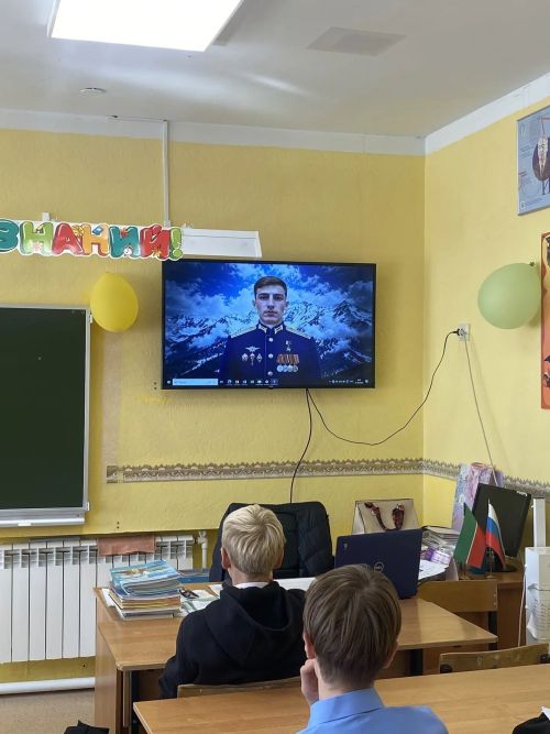 Уроки мужества: лаишевским школьникам  рассказали о Героях нашего времени