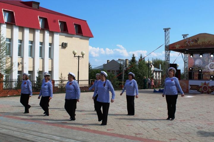 Концерт ко Дню Победы в Лаишеве. Видео. Часть 2