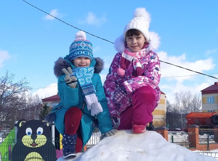 ​​​​​​​Жители Татарстана смогут сообщить о несоблюдении мер безопасности в новогодние праздники по горячей линии