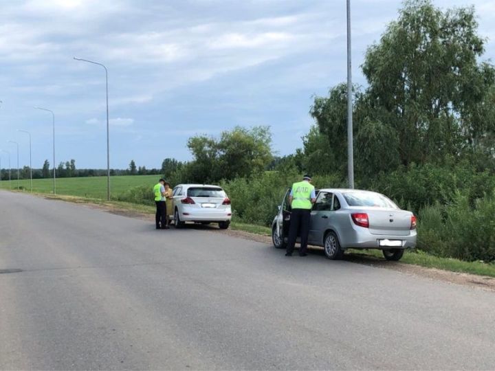 Не имеешь водительского удостоверения – за руль не садись