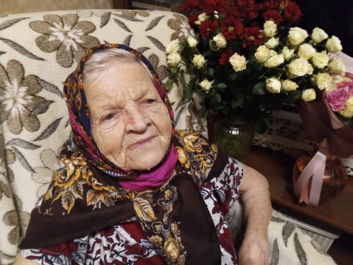 Почтальон военных лет Шамсутдинова Прасковья Федоровна отмечает 95-летие