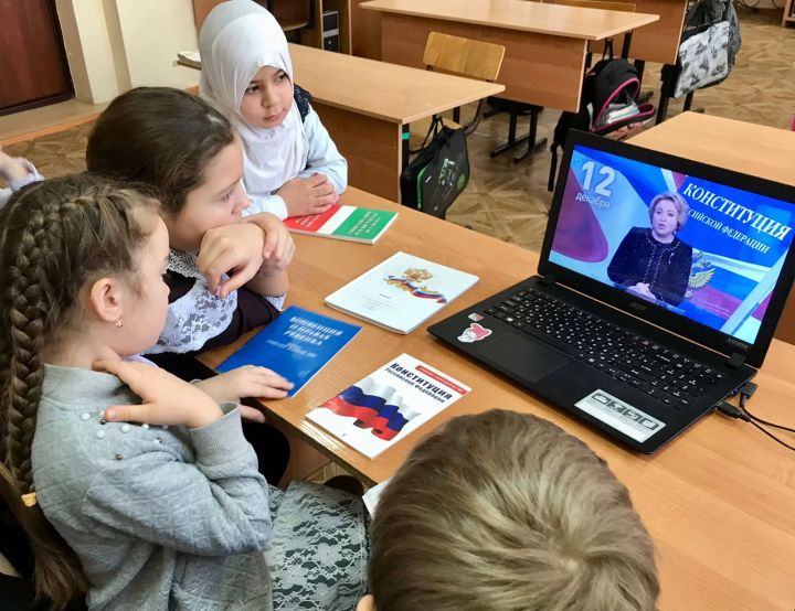 В школах Лаишевского района обсуждали Основной закон