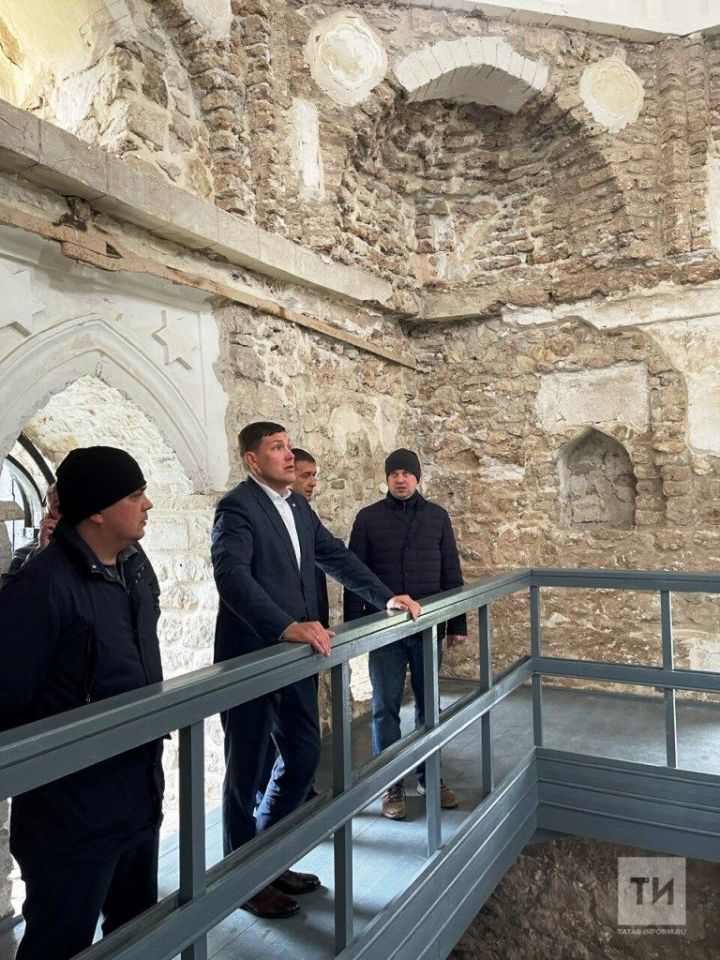 Иван Гущин дал высокую оценку ремонтных работ святынь Болгара, проведенных в канун 1100-летия принятия ислама