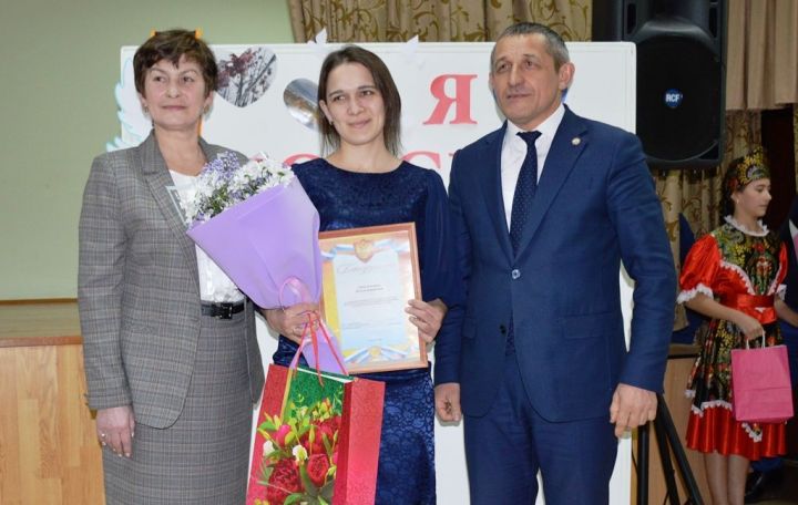 В Державино наградили самых активных жителей