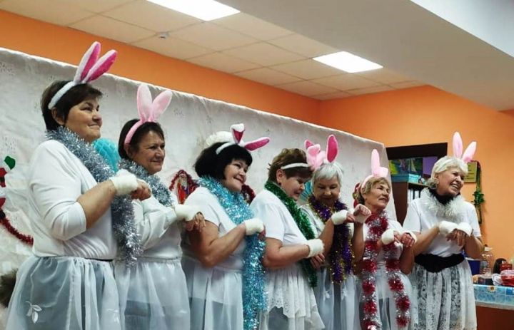 «Вечеринка опытных кроликов» в РДК Лаишева оставила яркие впечатления