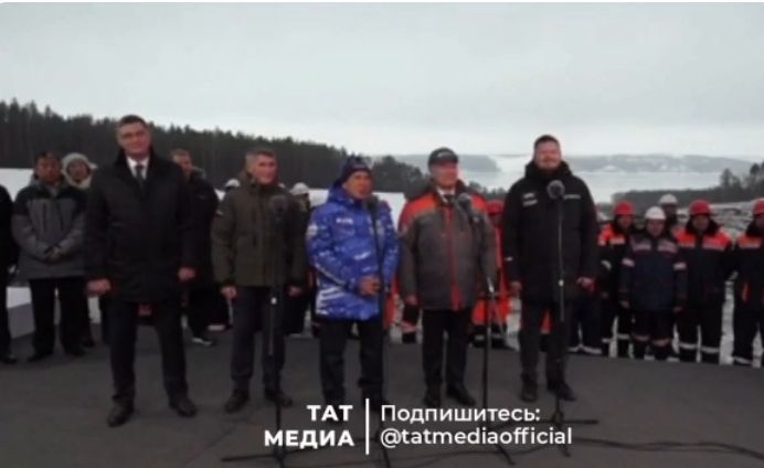 Рустам Минниханов поблагодарил Владимира Путина за поддержку в строительстве трассы М-12 «Восток»