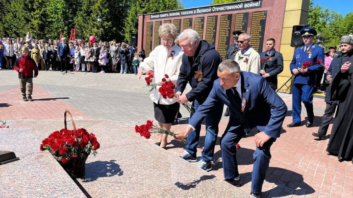 1941 елның 22 июнендә Бөек Ватан сугышы башлана