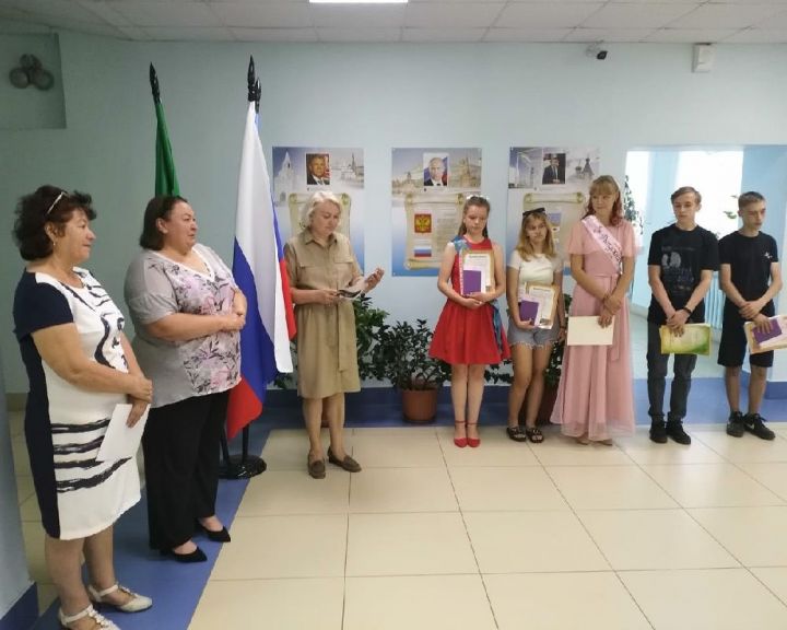 В Лаишевском районе вручают аттестаты выпускникам 9 классов