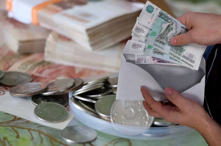 Минтруд Татарстана назвал отрасли с самыми высокими и низкими зарплатами