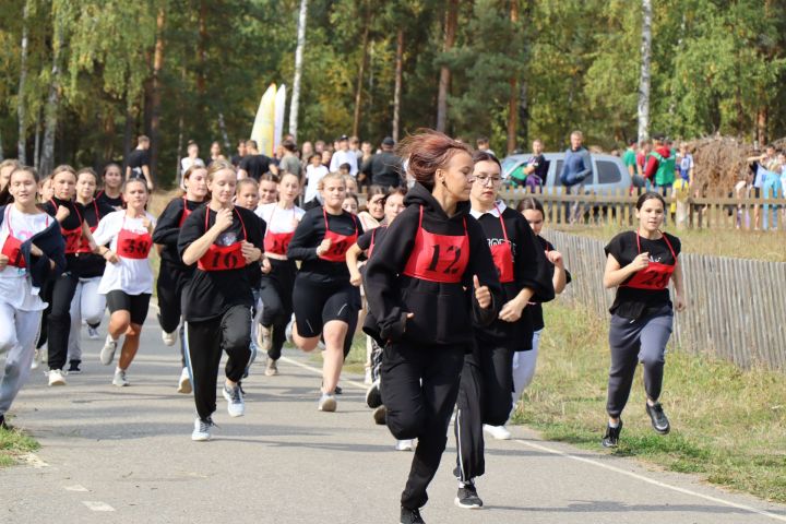 В Лаишеве прошла Всероссийская акция по легкоатлетическому кроссу «Кросс нации»