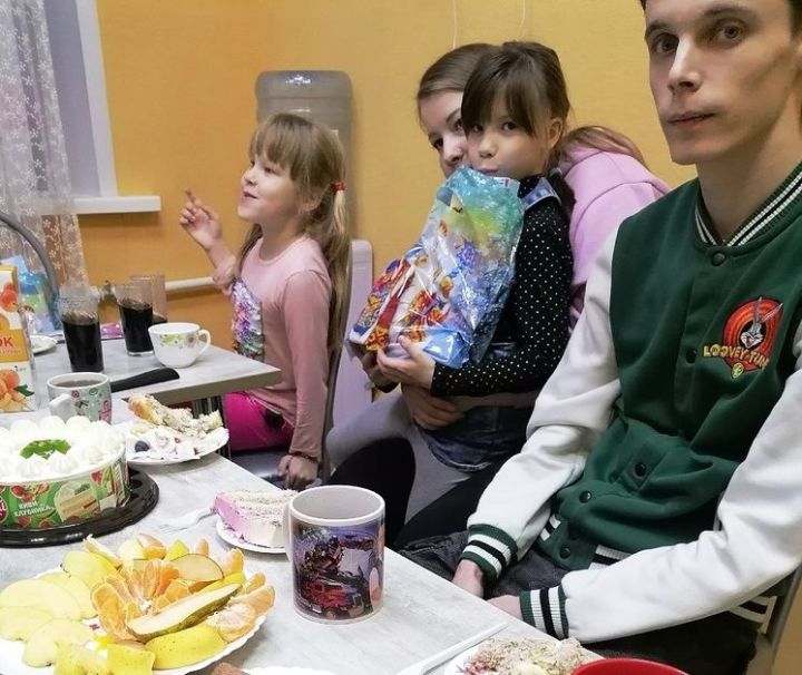 В Татарстане более 400 семей получили единовременное пособие при передаче ребенка на воспитание в семью