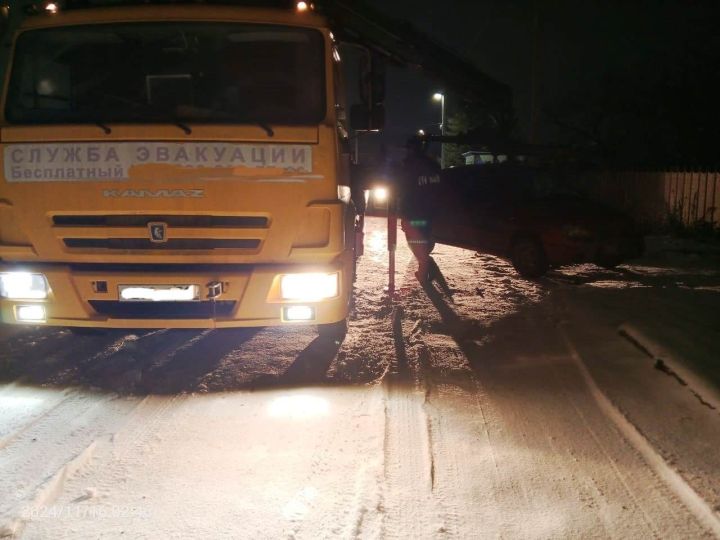 Поместили автомобиль на спецстоянку