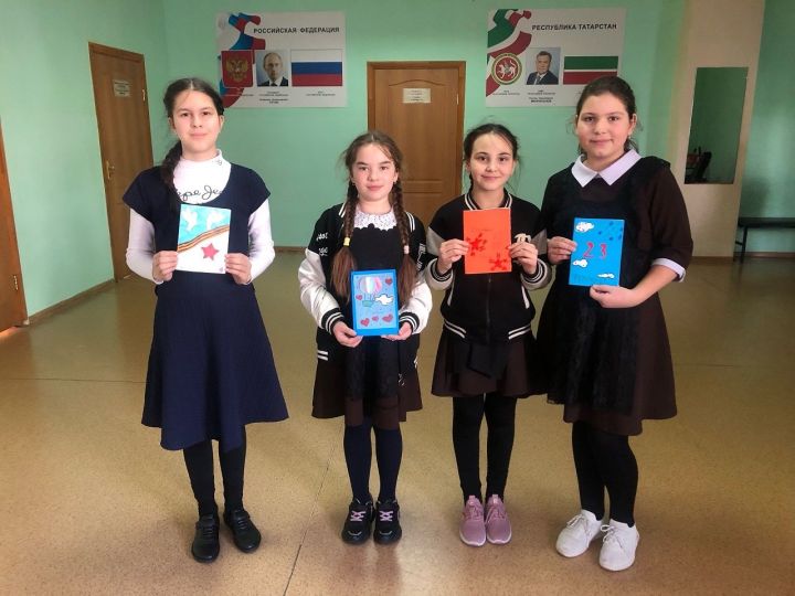 Лаишевские школьники пишут письма участникам СВО