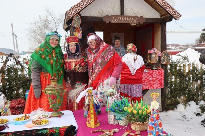 В Лаишевский район пришла Масленица