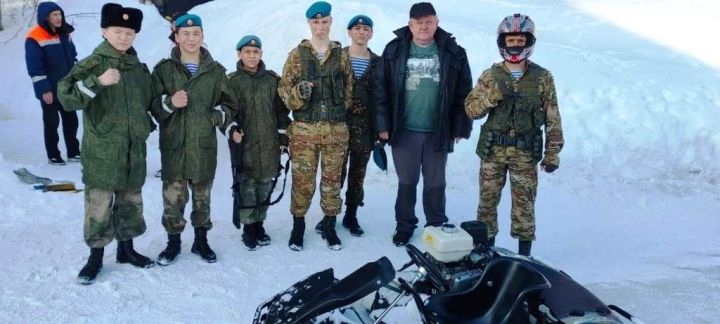 В военно-патриотическом клубе «Юный десантник» имени П.К.Клетнёва растят патриотов