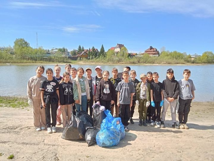 Пятиклассники из Лаишевского района во время субботника изучали животный мир
