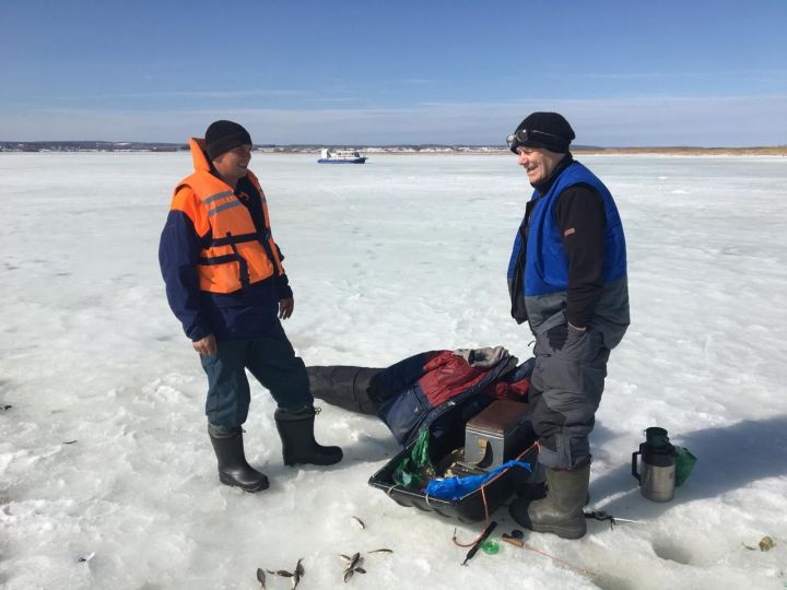 Лед в Лаишевском районе становится крайне опасным