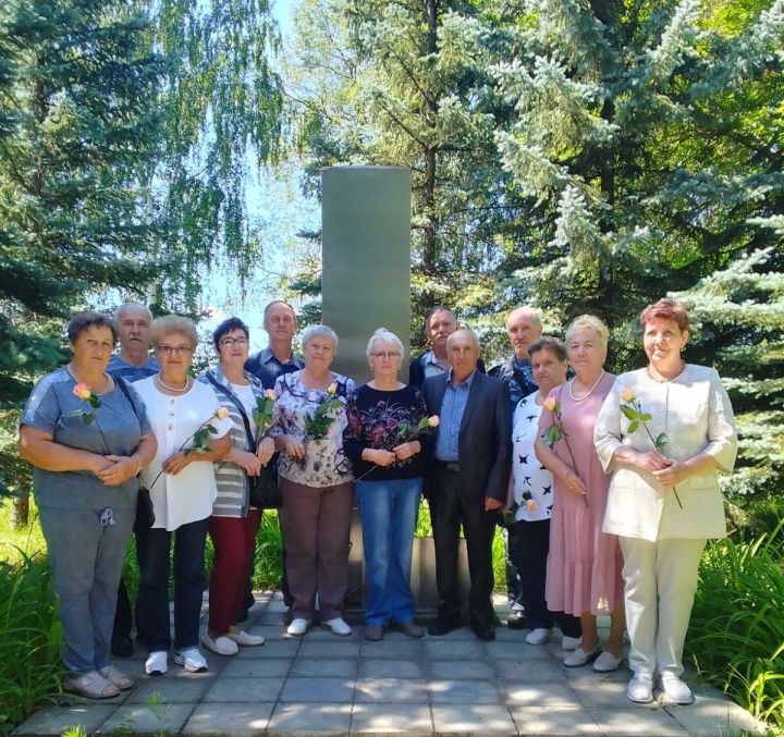 Чувство дружбы крепче, чем алмаз