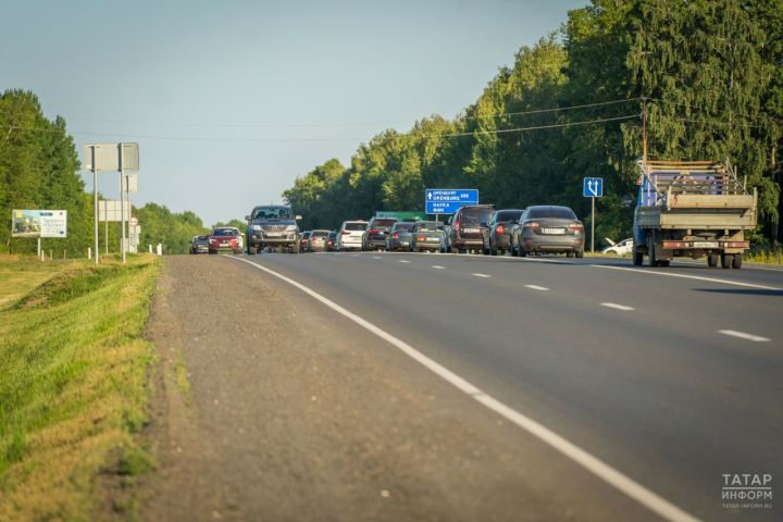 Водителей просят не садиться за руль при плохом самочувствии в жару