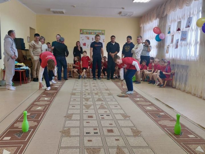 В детском саду отметили День отца