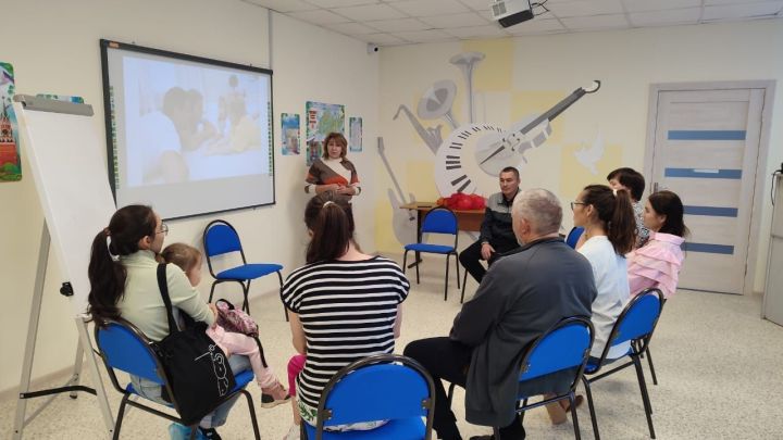 Семейные связи: Родителям о безопасности детей