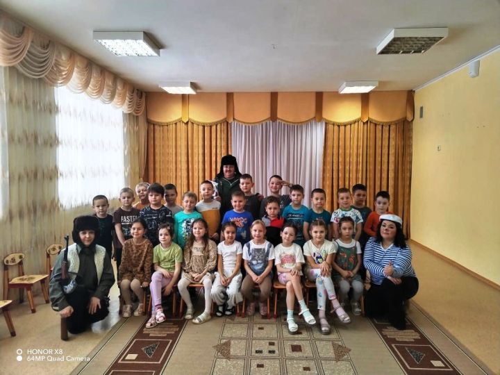 В рыцарском турнире «Служит Родине солдат...» приняли участие лаишевские дошкольники