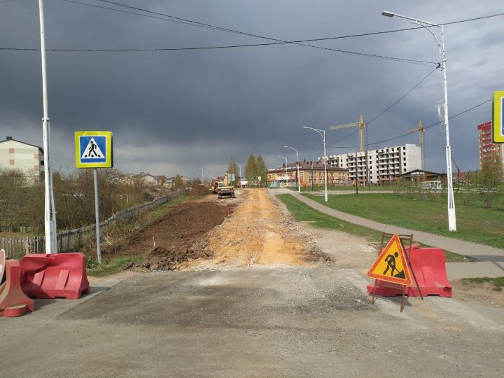 В Лаишеве капитальный ремонт дороги обеспечит безопасность детей