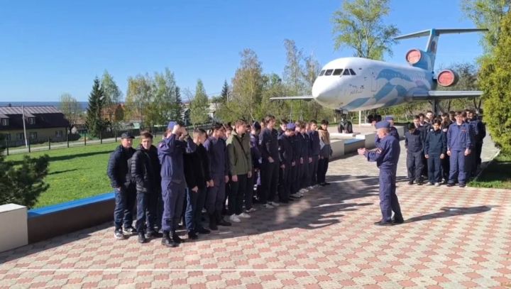 Под голос Юрия Левитана и песни военных лет прошел смотр для студентов технических специальностей.