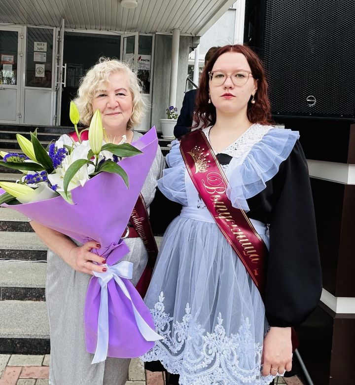 Последний звонок прозвенел в Лаишевской школе №2