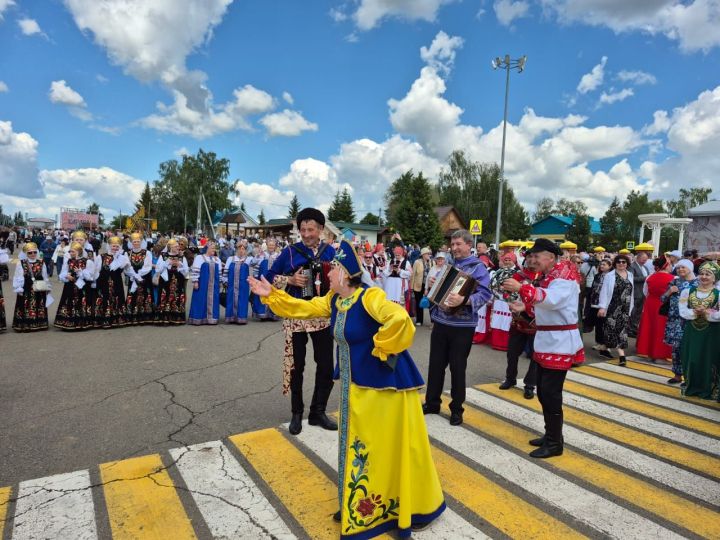 Никольское — точка притяжения весёлых, радостных и счастливых людей