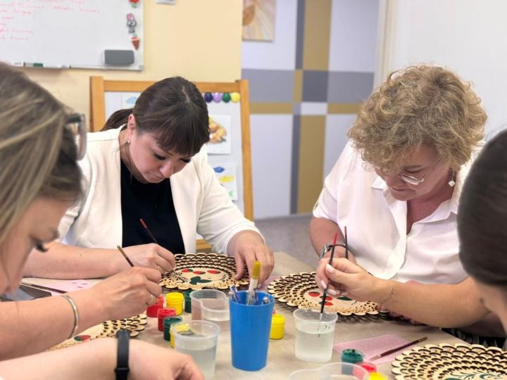 Воспитатели реабилитационного центра прошли стажировку в Мензелинске