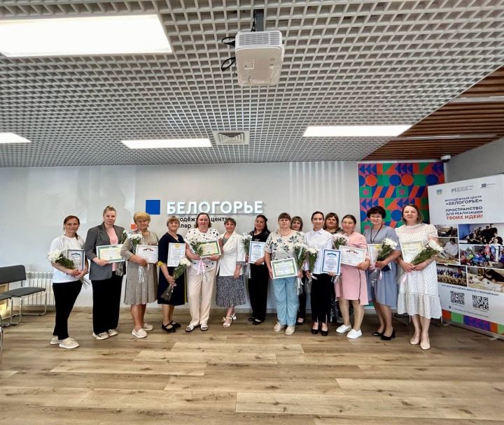 В Лаишево состоялось торжественное мероприятие, посвящённое Дню социального работника