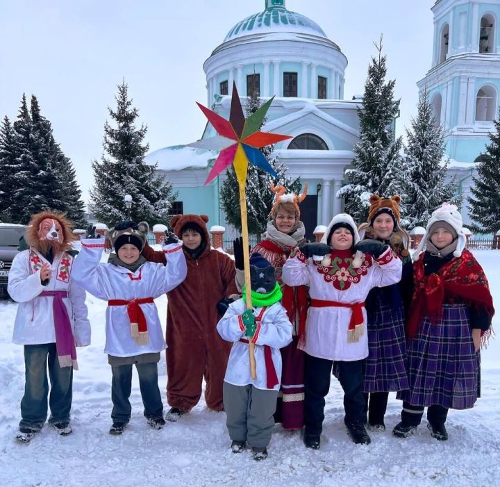 Колядки и Крещение: В Никольском бережно хранят традиции