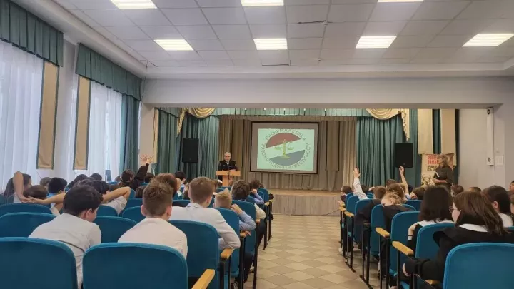 В Лаишевской школе №2 прошла встреча с начальником отдела МВД